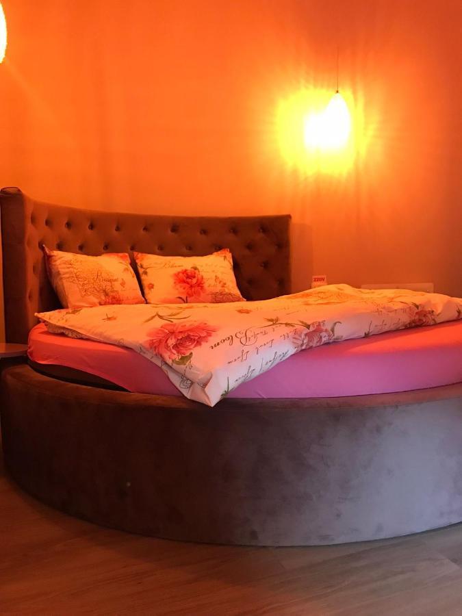 Sweet Pink By Miro Apartment Sinaia Exterior foto